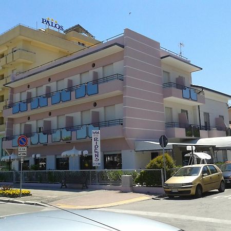 Hotel Ridens Rimini Kültér fotó